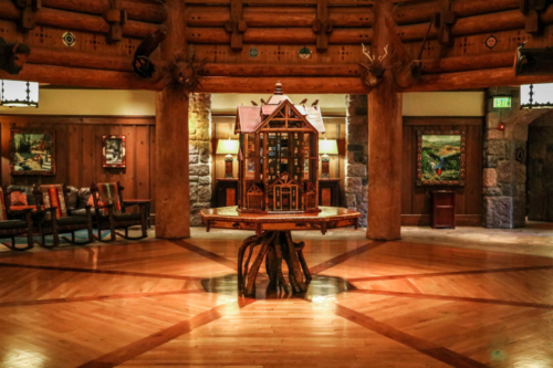 Disney DVC Boulder Ridge Wilderness Lodge lobby birdhouse