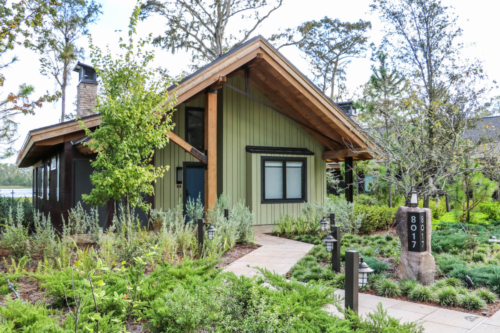 Disney DVC Copper Creek Wilderness Lodge green cabin entrance walkway