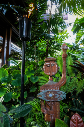 Disney DVC Polynesian outdoor tiki statue