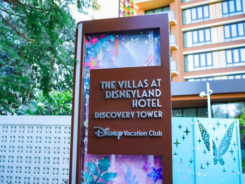 Villas at Disneyland Hotel DVC Discovery Tower Sign